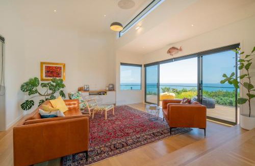 Rings Beach House | Hosts on the Coast Ataahua