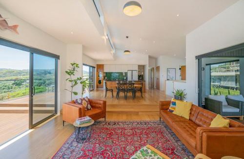 Rings Beach House | Hosts on the Coast Ataahua