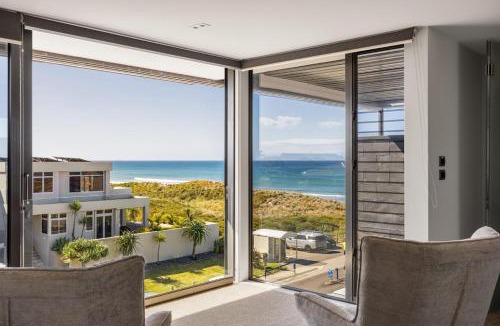 Mount Maunganui House | Luxury in Paradise - Sea views and Beach