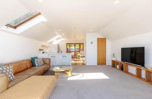 Stepneyville Apartment | Nelson Harbour View
