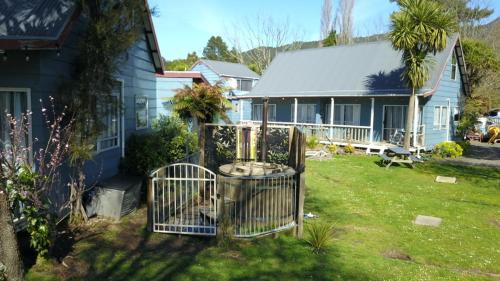 Tokaanu Hotel | Tokaanu Lodge Motel