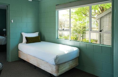 Napier Hotel | Aqua Bella Motel