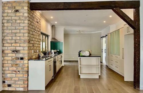 Drury House | Solstice House &Pool -Perfect outdoor entertaining