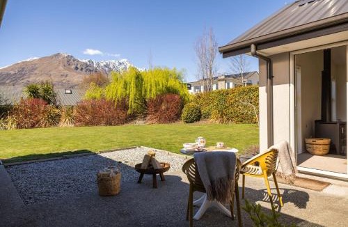 Lower Shotover House | Apple Tree Cottage