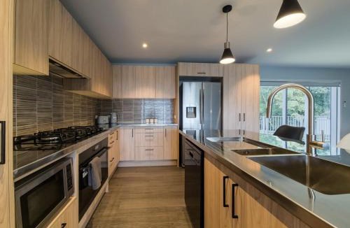 Napier Apartment | Beachside Bliss - One Bedroom Apartment