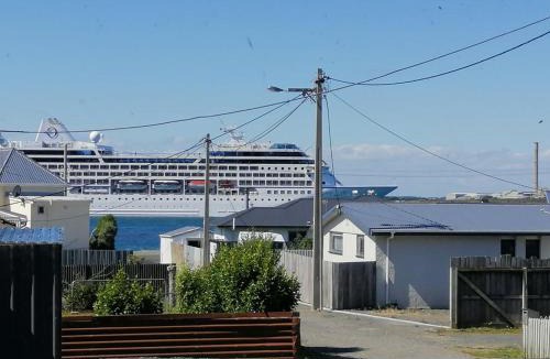 Bluff Apartment | Salty Seagull