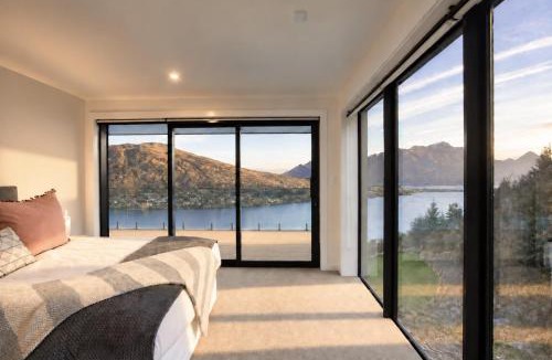 Frankton Villa | Sky Villa 1B