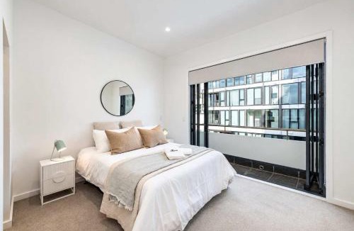 Te Aro Apartment | The Primrose Parlor Stylish Heart of the CBD