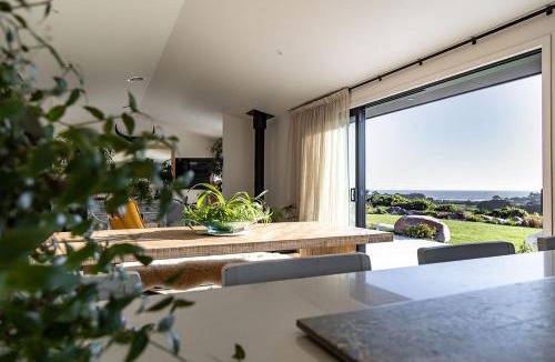 Hokitika House | The Highland - Sunset Ridge