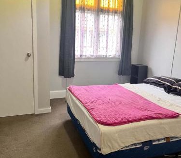 Runanga House | Cosy Creek Cottage