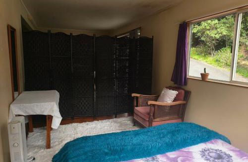 Thames Bed & Breakfast | Peaceful & private retreat in the heart of Thames