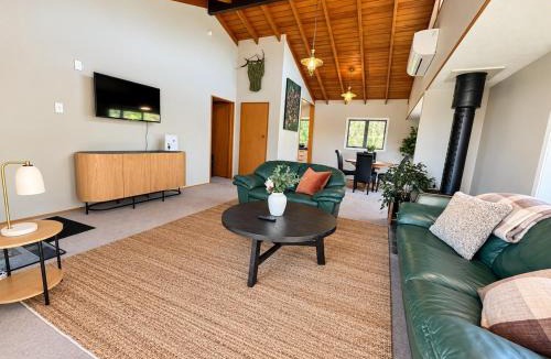 Greymouth Apartment | Paroa Beach Retreat