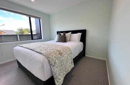 Te Anau House | The Dalhousie Residence