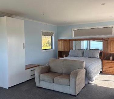 Greenpoint Bed & Breakfast | Bluff View
