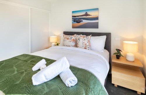 Edgeware Apartment | City Family Stay, Baby Ready and Carpark