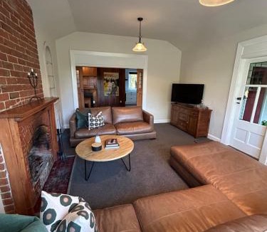 Amberley Villa | Amberley Lodge