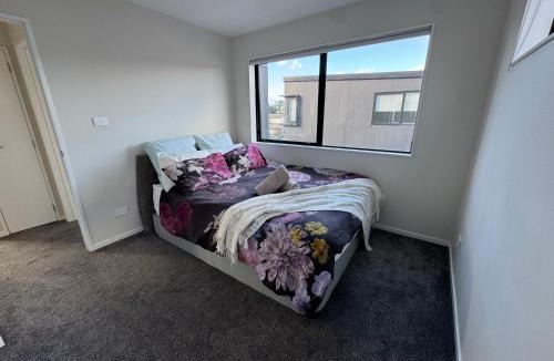 Eastern Beach House | Duo Duo