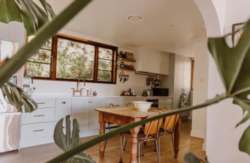Greymouth House | 1920s Character Home with Coastal Views & Bush
