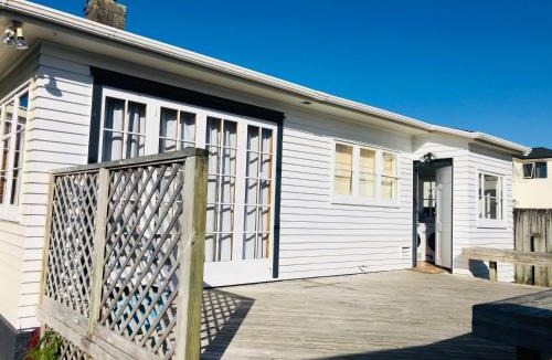 Mount Albert House | 3 Bedroom House, Unit A