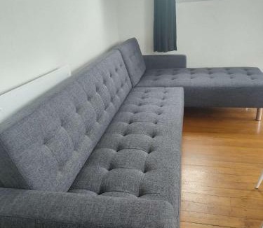 Mount Albert House | 3 Bedroom House, Unit A