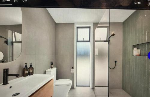 Oamaru House | The Batch