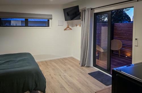 Harewood House | Guesthouse on Gardiners