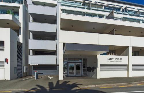 Stepneyville Apartment | Sea Quest Apartment