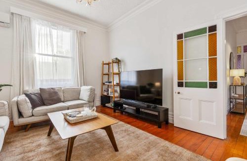 Mount Eden House | Beautiful Heritage Home in Mt Eden by Zodiak Stays
