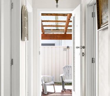 Gisborne House | Central Family Home 5 min to CBD!