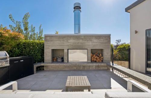 Wanaka House | Casa Central - Wanaka Holiday Home