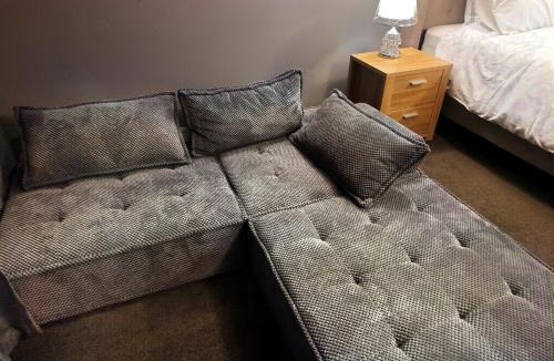 Avonhead House | Smart Stay Guest Suite - 8 Min to Airport - Convenient Location