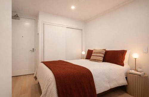 Te Aro Apartment | The Courtenay Chic Retreat 1BR Apartment
