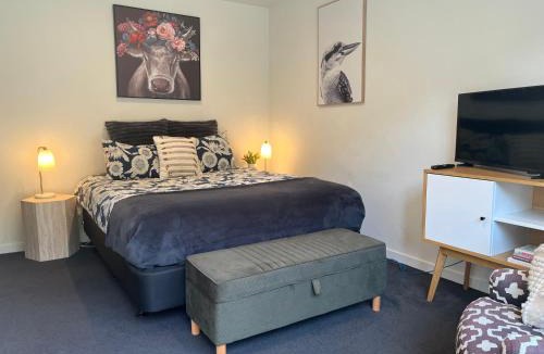 Lower Shotover House | Quail Rise Private Garden Retreat