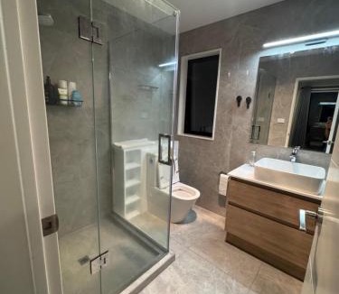 Eastern Beach House | Duo Duo