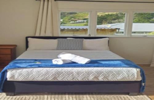 Porirua Apartment | Cosy Studio Retreat