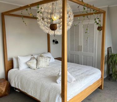 Paihia House | Moana View