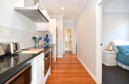 Arkles Bay Apartment | The Weiti Waterfront