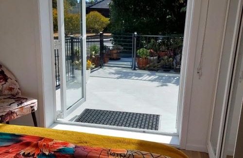 Raumati Beach Apartment | The Hideaway