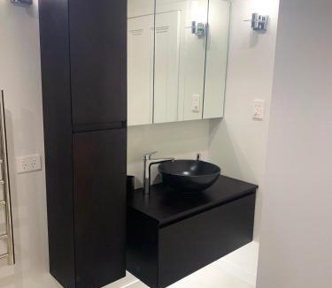 Grey Lynn Apartment | Luxury Flat Grey Lynn, close city with car pad