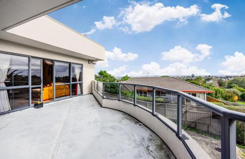 Goodwood Heights House | Spacious 5BR Holiday Home Near Manukau