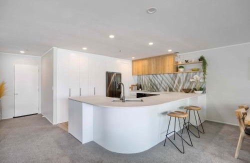 Mount Maunganui Apartment | 2 Marine Parade