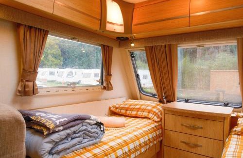 Wanaka Cabin | Sundale Caravan Retreat 2 Berth - Wanaka