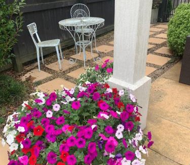Cambridge Bed & Breakfast | Private Retreat