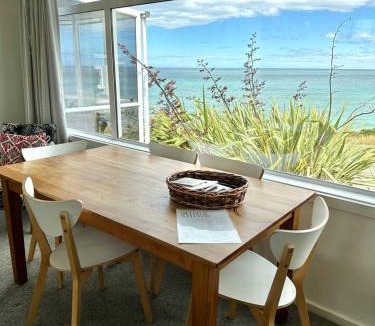 Kakanui House | Kakanui Ocean Views