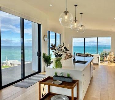 Kakanui House | Coastal Luxe Villa
