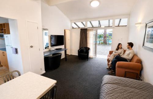 Gisborne Hotel | Teal Motor Lodge