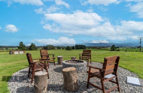 Solway House | The Glade - John Barron Retreat - Hot Tub & Sauna