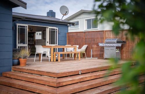 Te Anau House | Dragon Fly Cottage - Te Anau Holiday Home