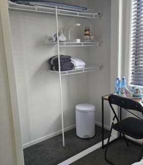 Papamoa Beach House | Papamoa Private Room & Bathroom
