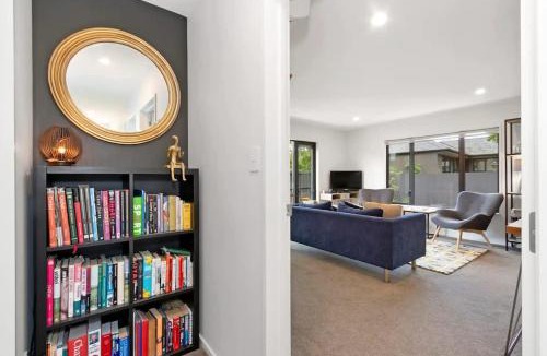 Merivale Apartment | Merivale Village Apartment